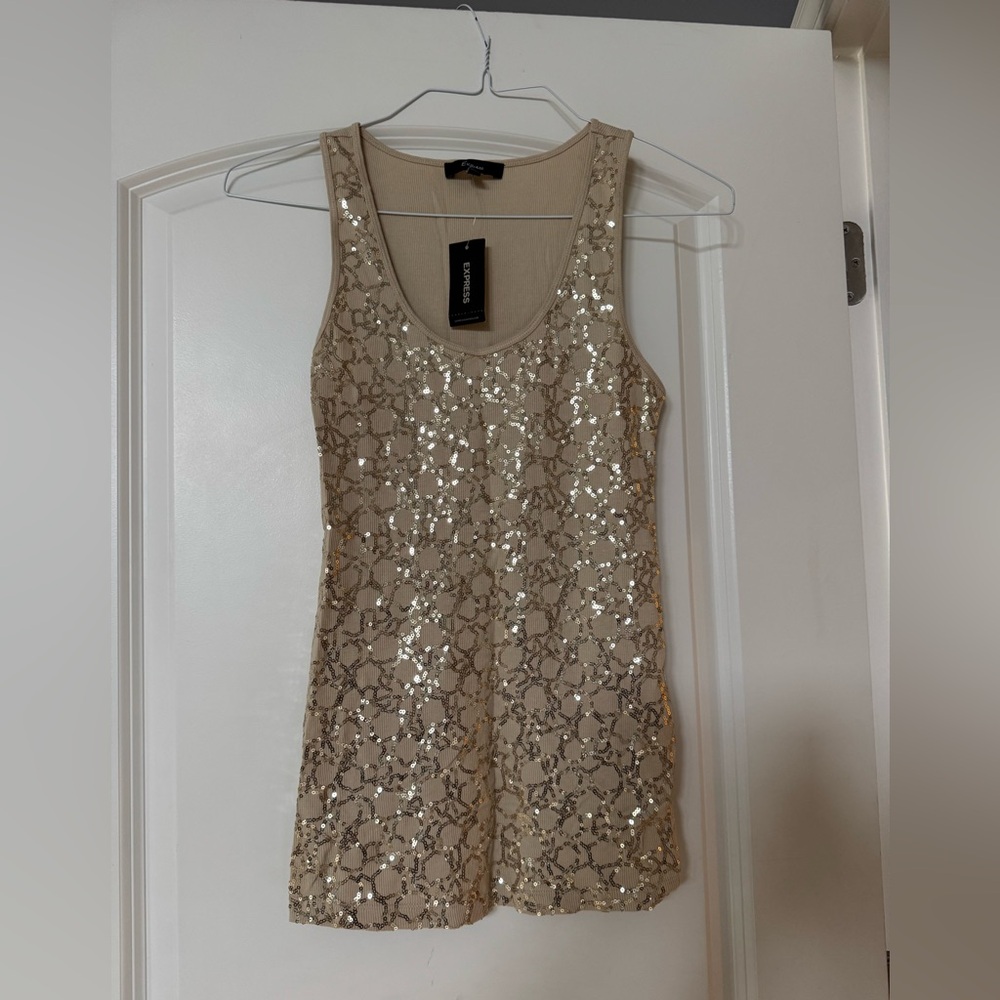 NWT Express Beige Ribbed Tank Top with gold sequin front details size M